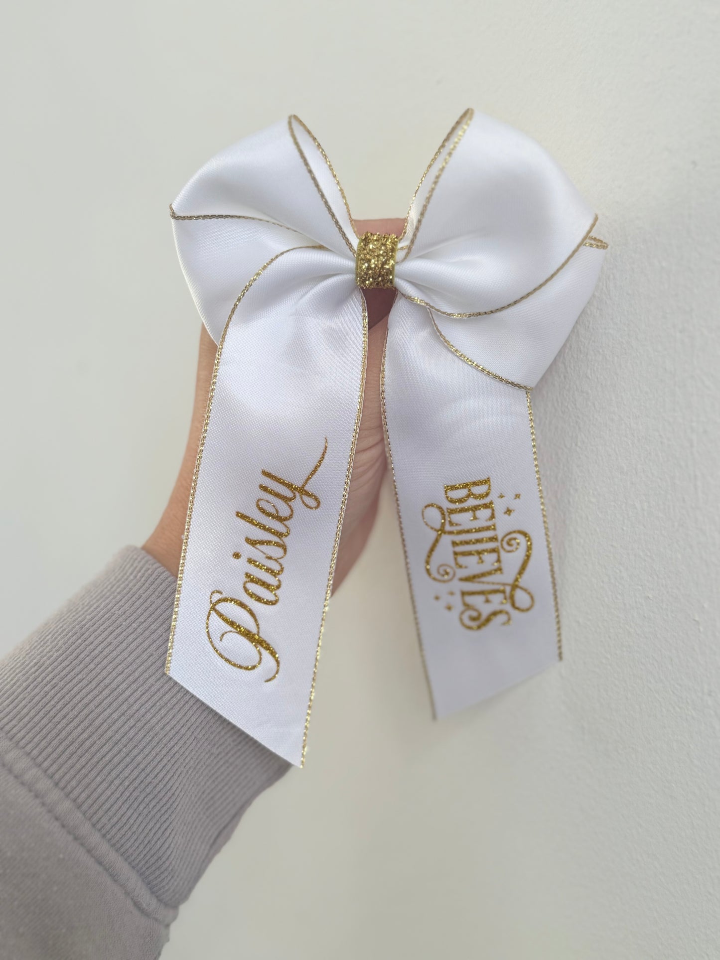 6inch hair bow - white/gold glitter