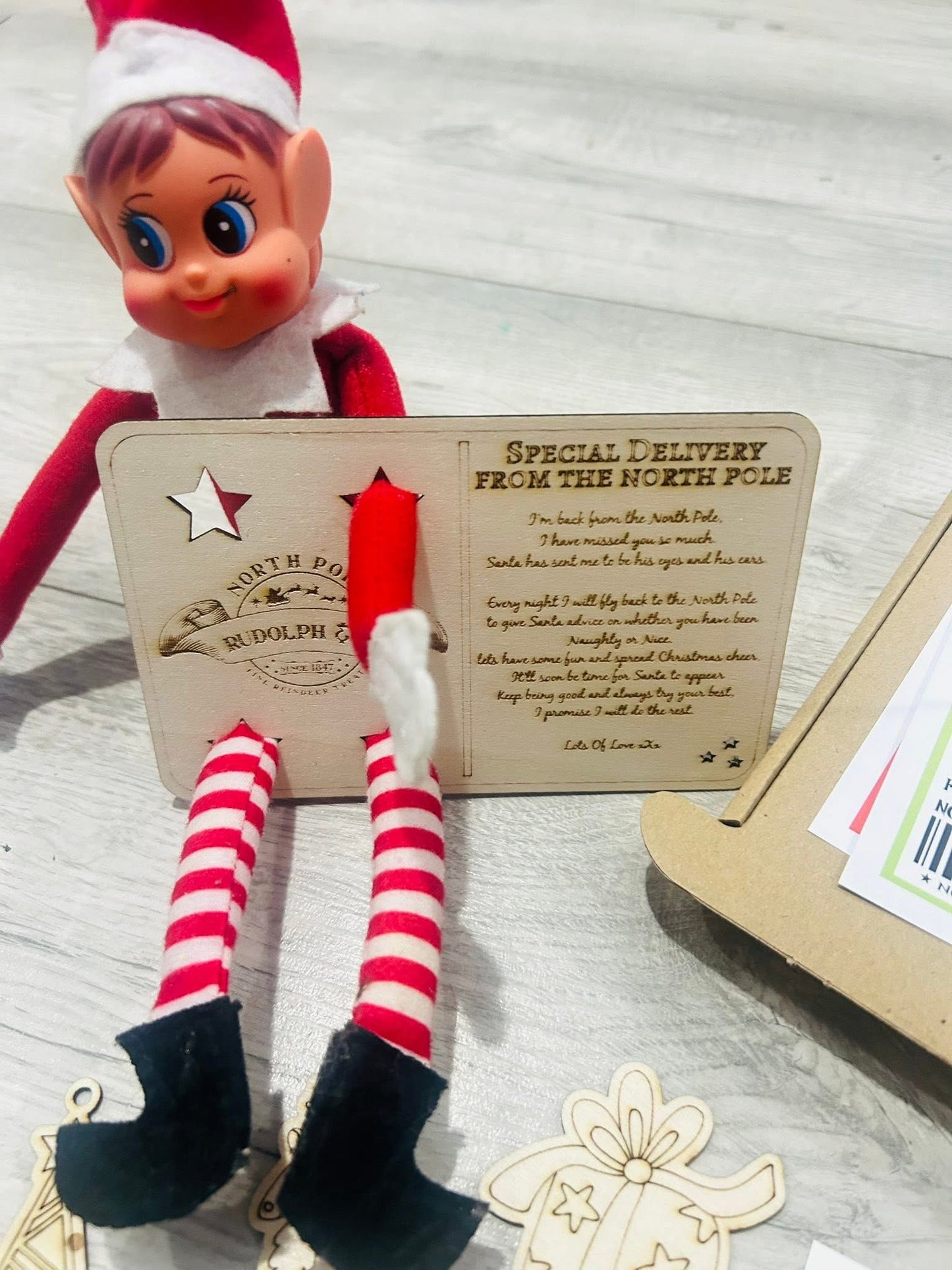Elf arrival budget box