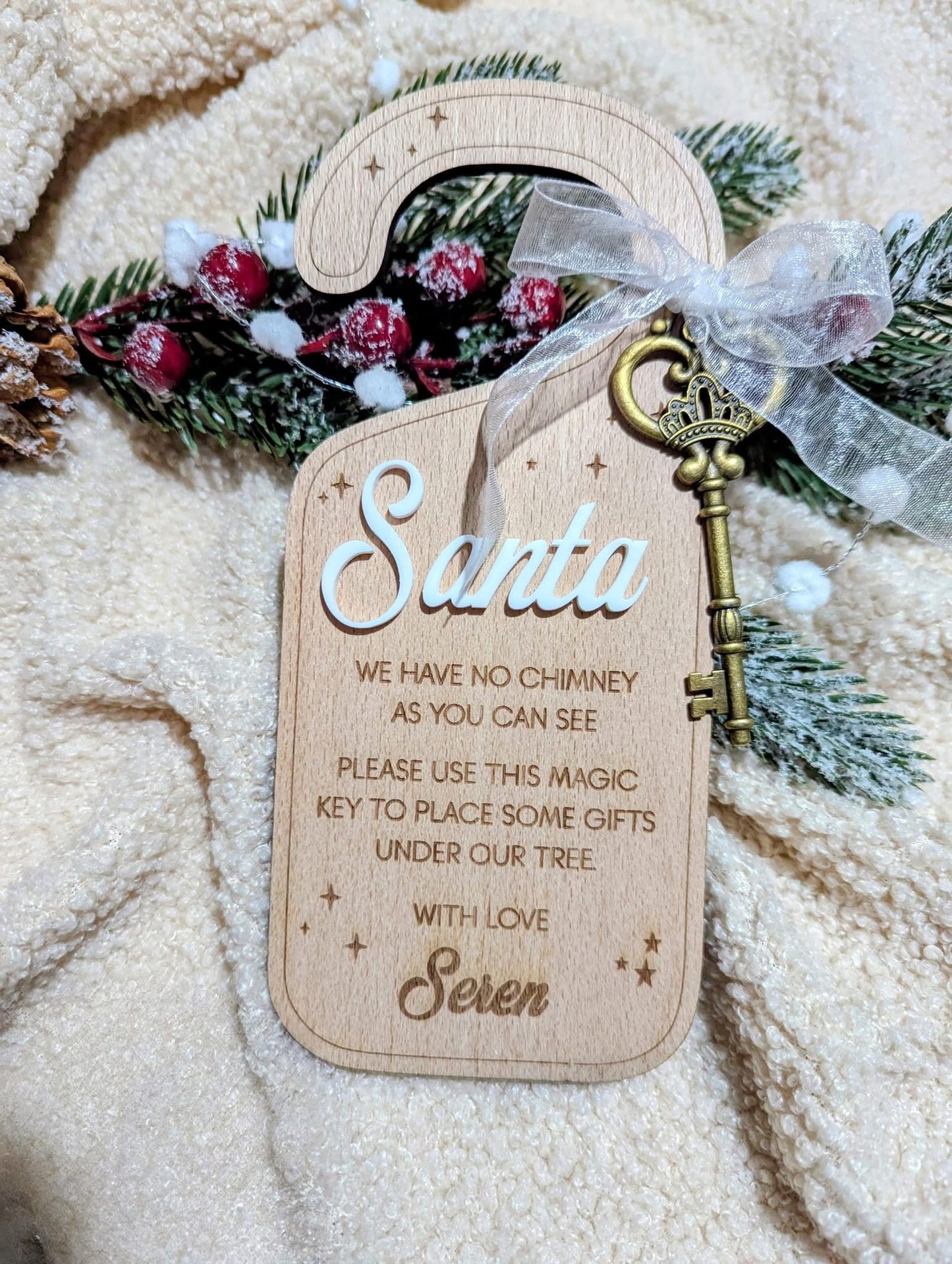 Neutral magic key door hanger