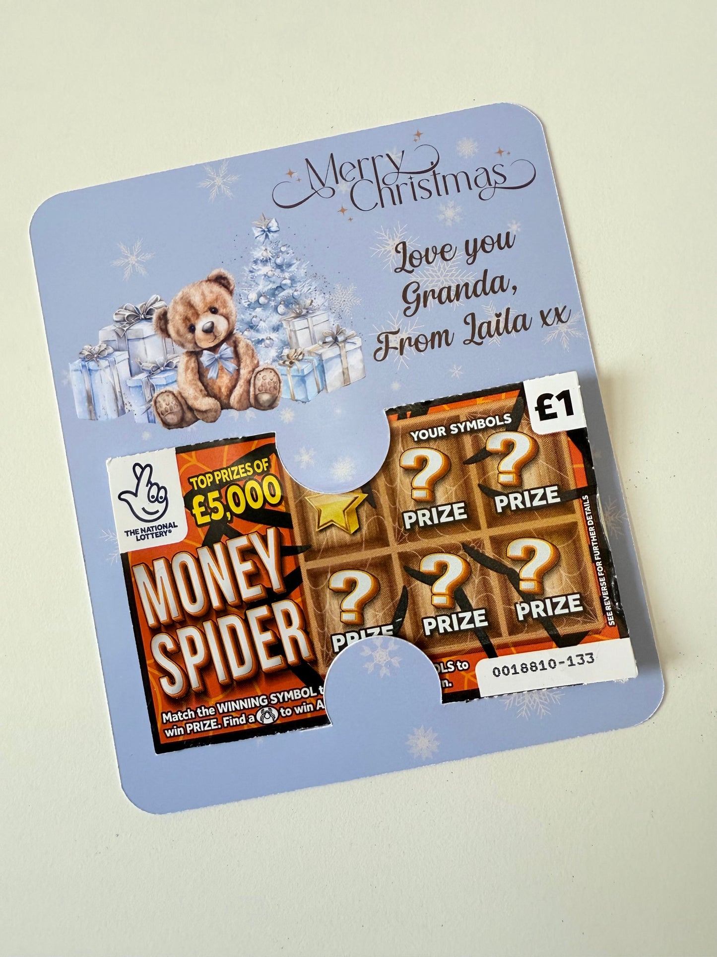 Scratch card/gift card holder