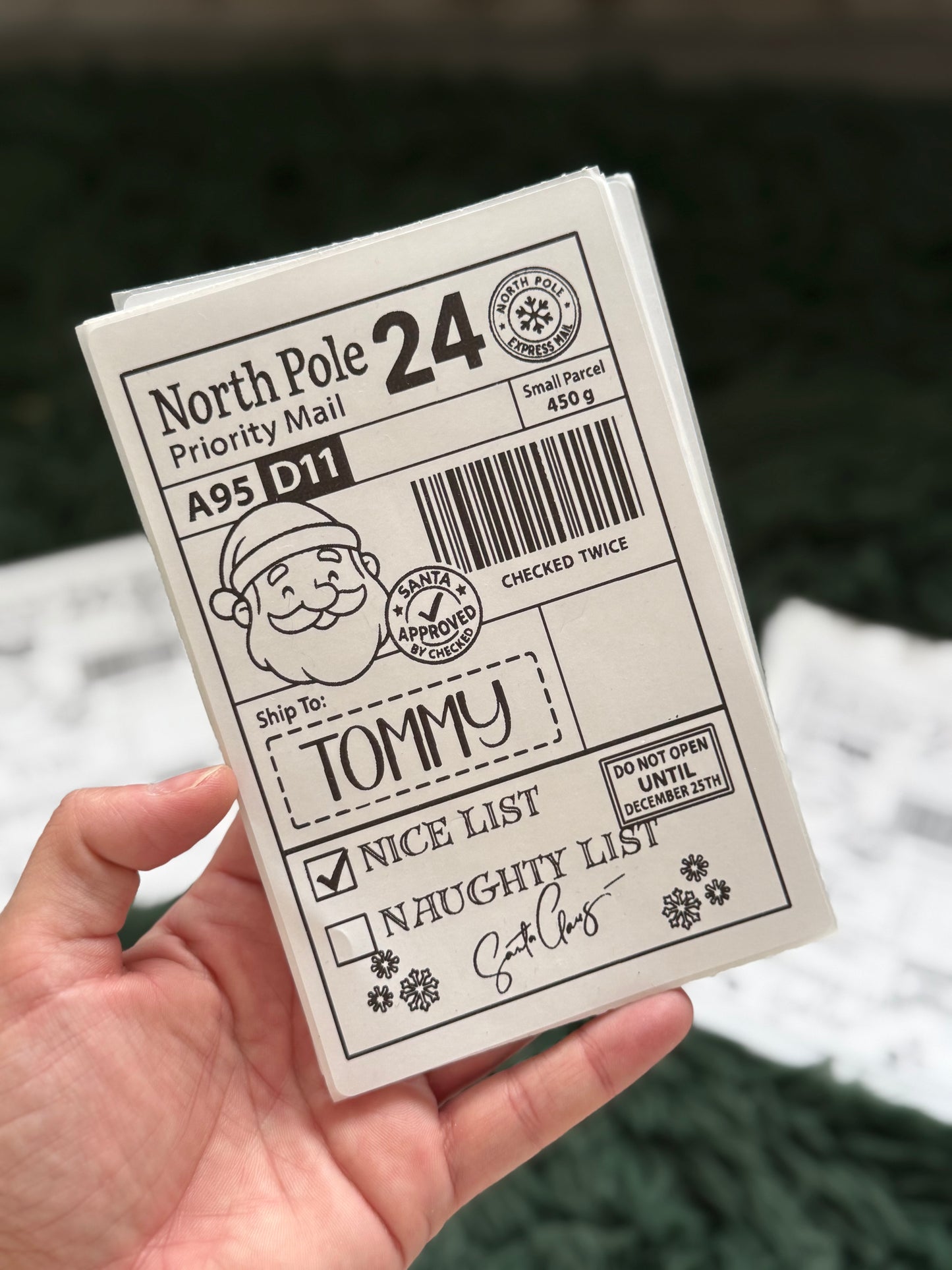 Pack of 25 elf gift labels