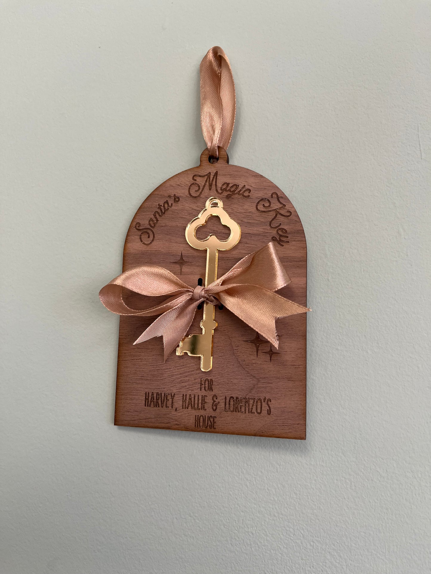 Gold Santa's magic key