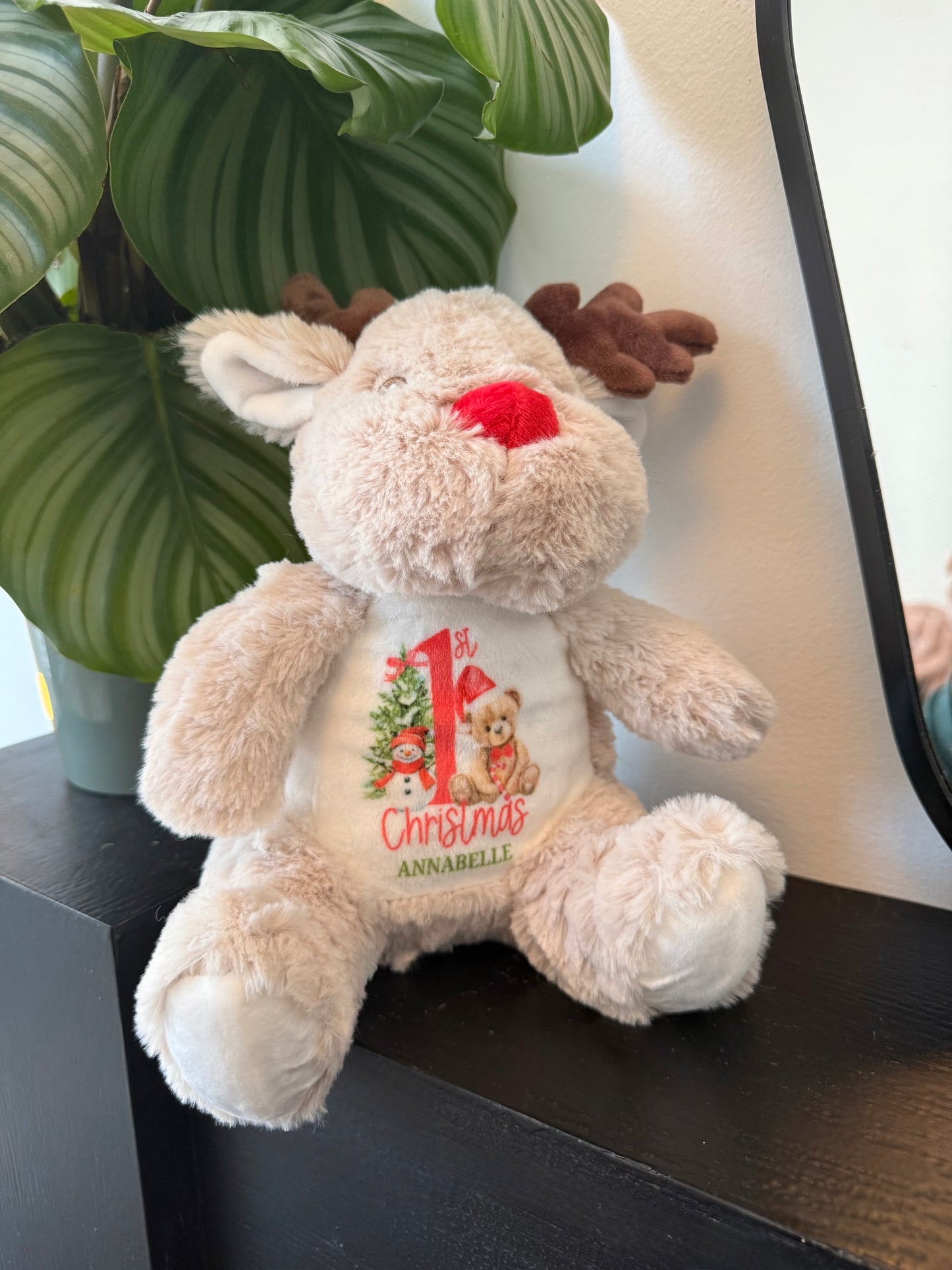 Reindeer mumbles Christmas bear - 1st Christmas red