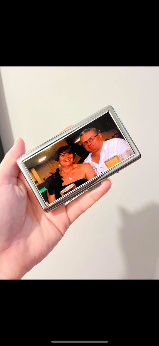 Double sided cigarette tin