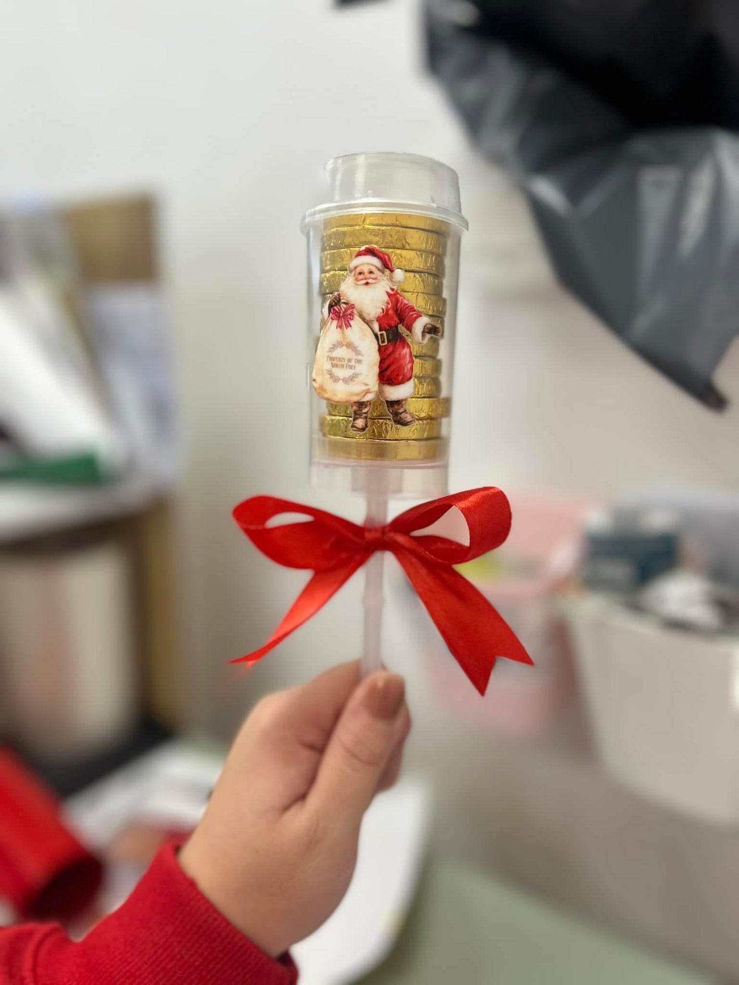 Chocolate coin popper