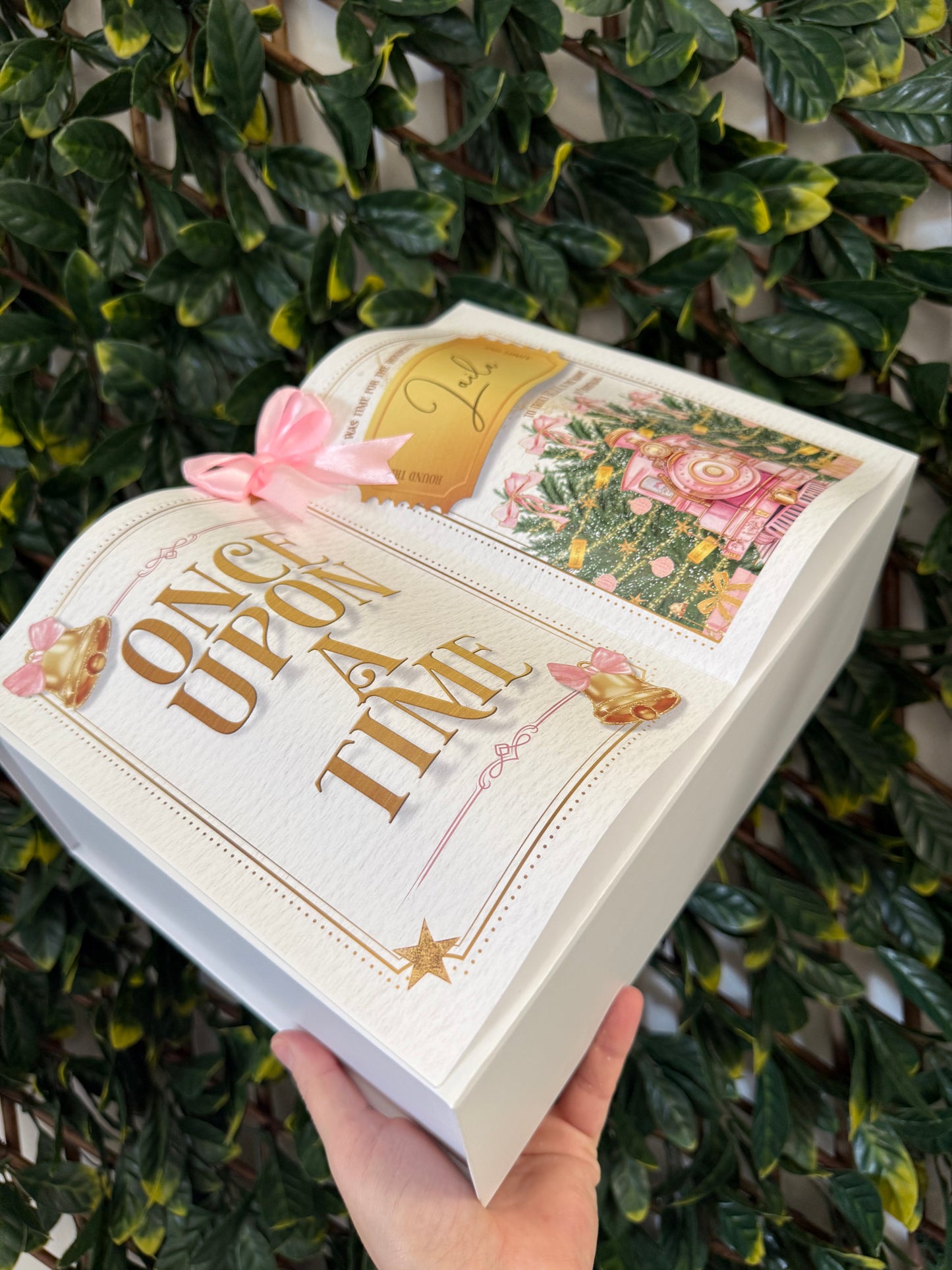 Magentic gift box - pink train