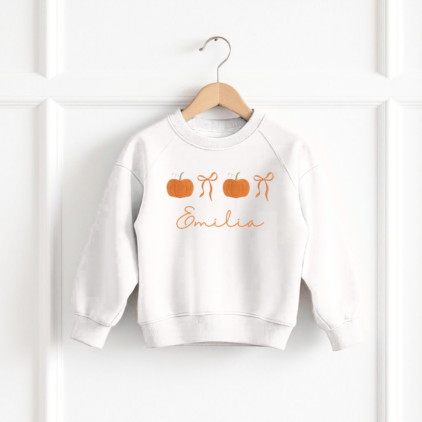 Embroidered Halloween sweatshirt - pumpkin bows - 4 colours