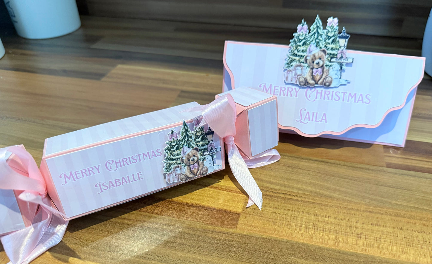 Cracker and/or money envelope