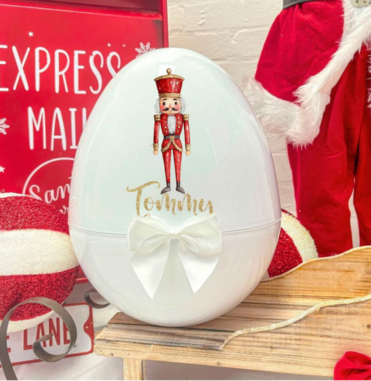 Xl white Christmas egg - nutcracker