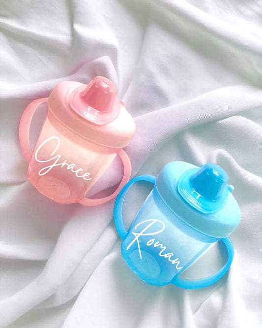 Baby plastic sippy cup