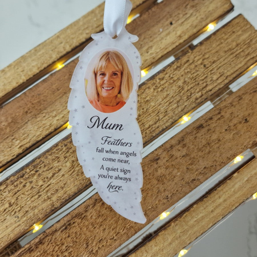 Photo angel wing bauble